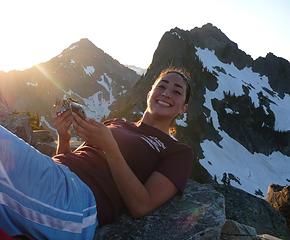 Kirbinator gettin' comfy on summit rocks