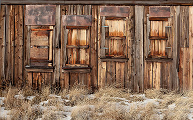 Horse garage