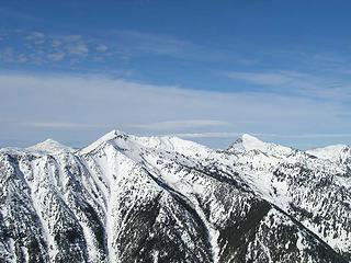 Glacier, Rock, Henry and Mastiff peaks looking north from Arrowhead